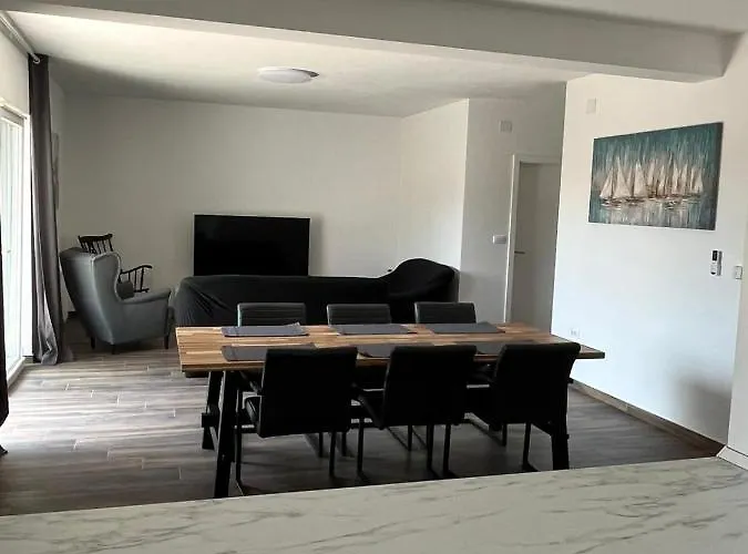 D&j * Biograd Na Moru