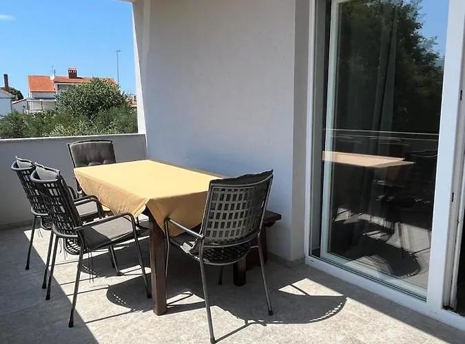 Apartman D&j Biograd Na Moru